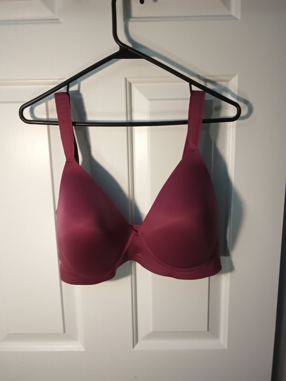Bali Brand Smooth Molded T-Shirt Bra in Burgundy Size 2X - Picture 1 of 3